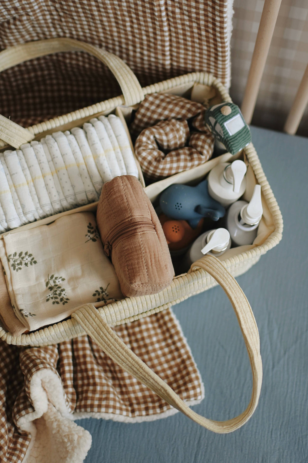 Panier organisateur de couches en velours - Crème